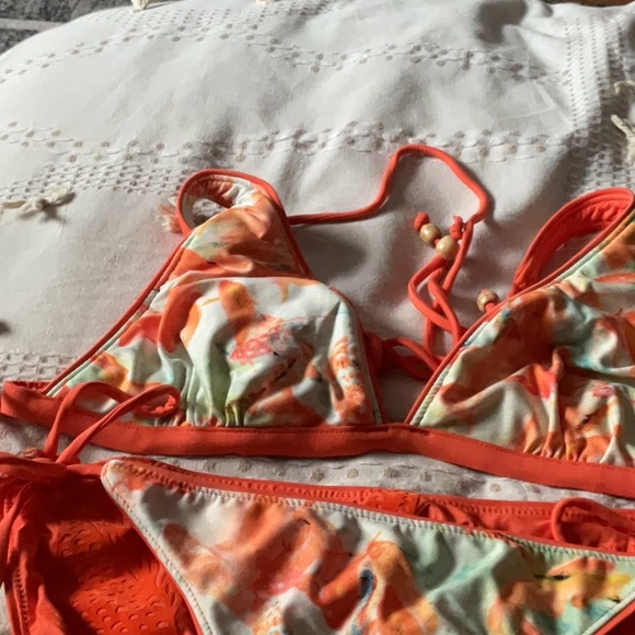 Reversible Colorful Bikini Set - Picture 3 of 7